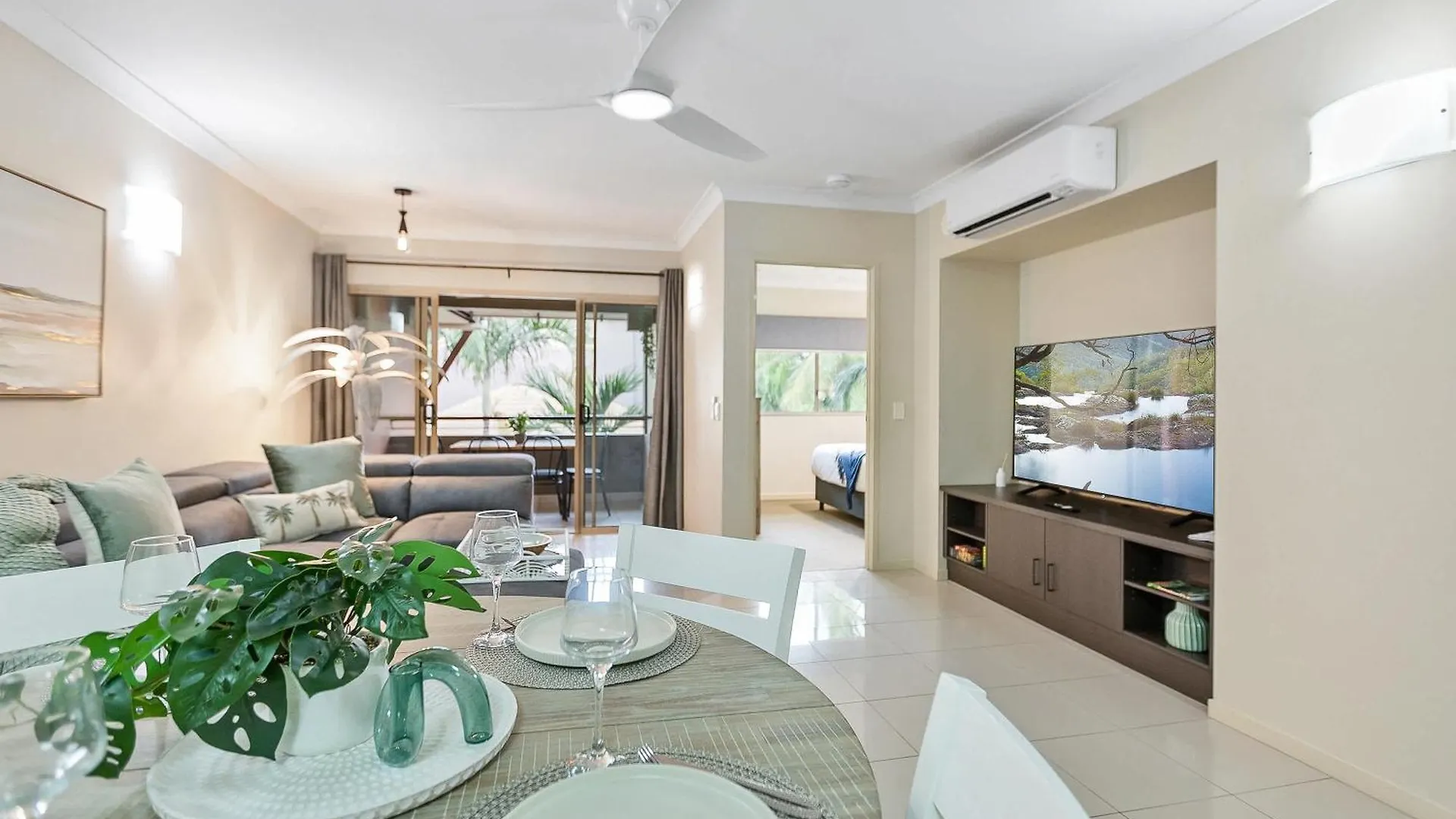 Palmview Heights - 9 Pools Bbq & Gym Διαμέρισμα Westcourt Αυστραλία